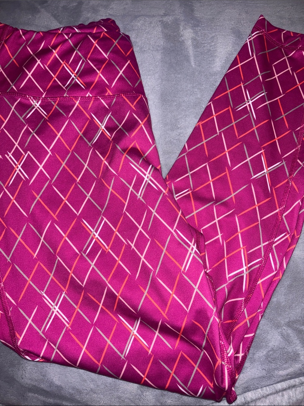 ZELOS Fuchsia Geometric Active Leggings